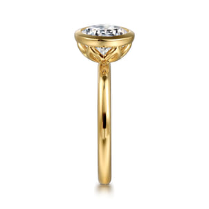 Linny - 14K Yellow Gold Round Bezel Set Diamond Engagement Ring