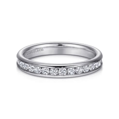 Louve - Platinum Channel Set Diamond Wedding Band
