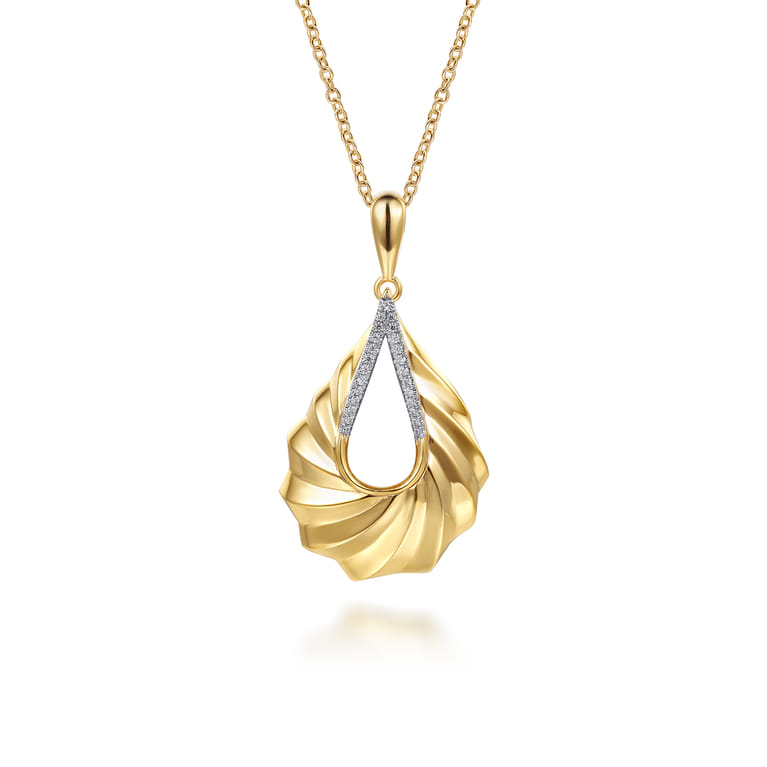 Lumiere - 14K Yellow Gold Diamond and Diamond Cut Pendant Necklace - 0.1 ct - Shot 1