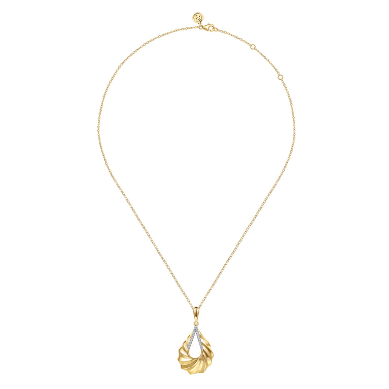 Lumiere - 14K Yellow Gold Diamond and Diamond Cut Pendant Necklace - 0.1 ct - Shot 2