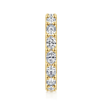 Luminara - 14K Yellow Gold Scallop Setting East West Oval Diamond Eternity Band