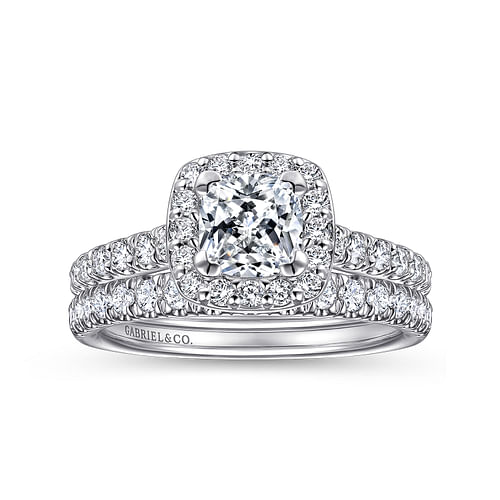 Lyla - 14K White Gold Cushion Halo Diamond Engagement Ring - 0.45 ct - Shot 4
