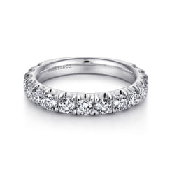 Madrid - 14K White Gold French Pave Set Diamond Wedding Band