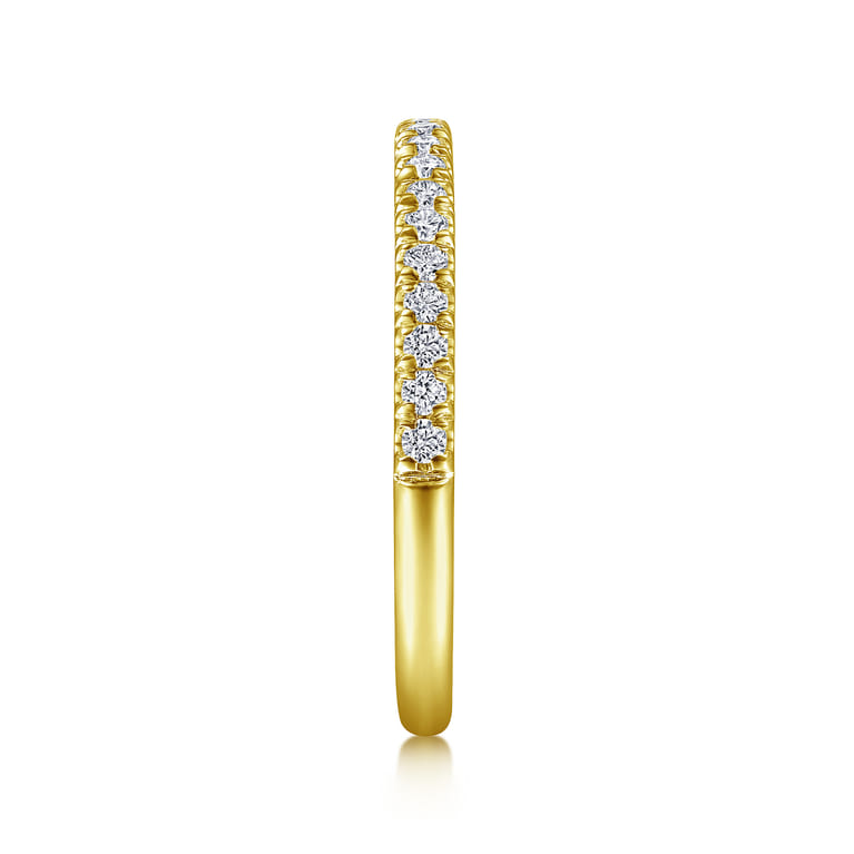 Straight Wedding Ring in 14k Yellow Gold with Round Natural Diamond at Gabriel & Co. - Shot 4