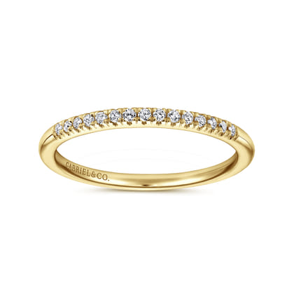 Madrid - 14K Yellow Gold French Pave Set Diamond Wedding Band