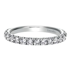 Madrid - Platinum French Pave Diamond Wedding Band