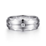 Magnus - 14K White Gold Diamond Men's Wedding Ring in Satin Finish