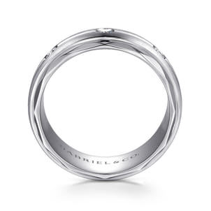 Magnus - 14K White Gold Diamond Men's Wedding Ring in Satin Finish