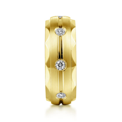 Magnus - 14K Yellow Gold Diamond Men's Wedding Ring in Satin Finish