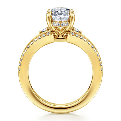 Mariselle - 14K Yellow Gold Oval Three Stone Diamond Engagement Ring
