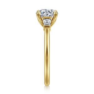 Miami - 14K Yellow Gold Oval Three Stone Lotus Diamond Engagement Ring