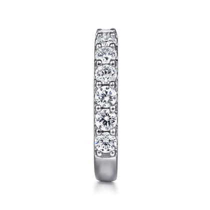 Montreal - 14K White Gold Shared Prong Diamond Wedding Band
