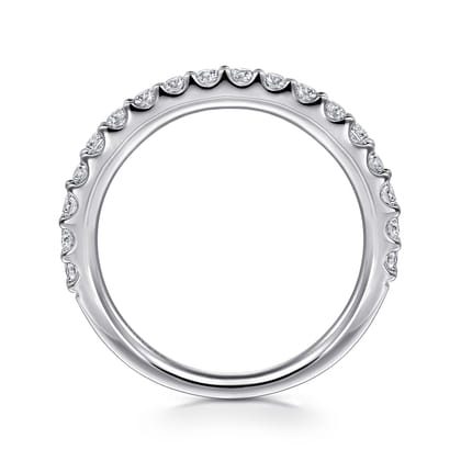 Montreal - 14K White Gold Shared Prong Diamond Wedding Band