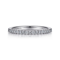 Montreal - 14K White Gold Shared Prong Diamond Wedding Band