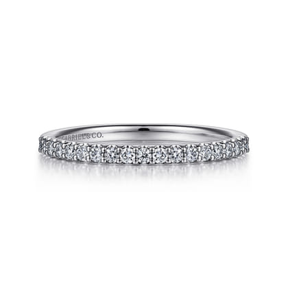 Montreal - 14K White Gold Shared Prong Diamond Wedding Band