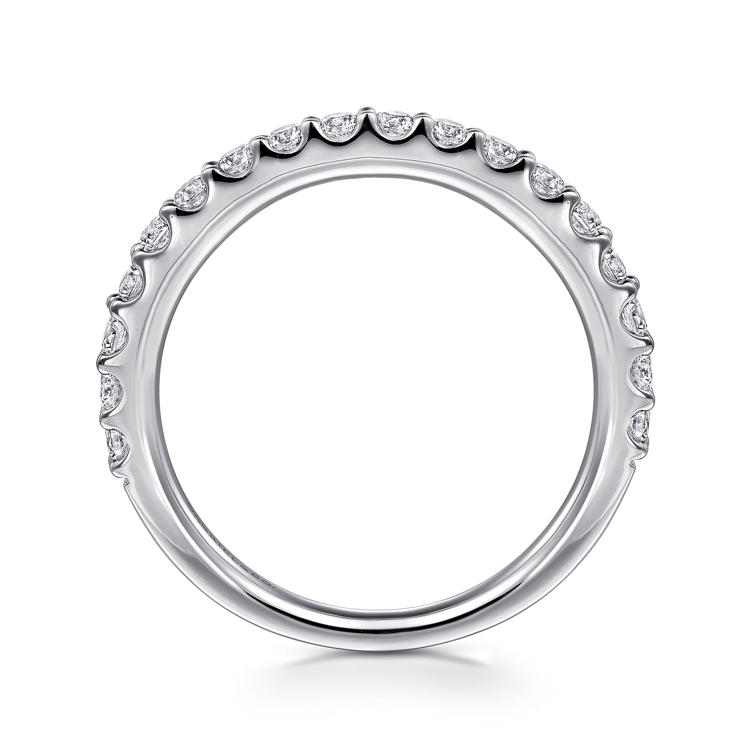 Montreal - Platinum Shared Prong Diamond Wedding Band