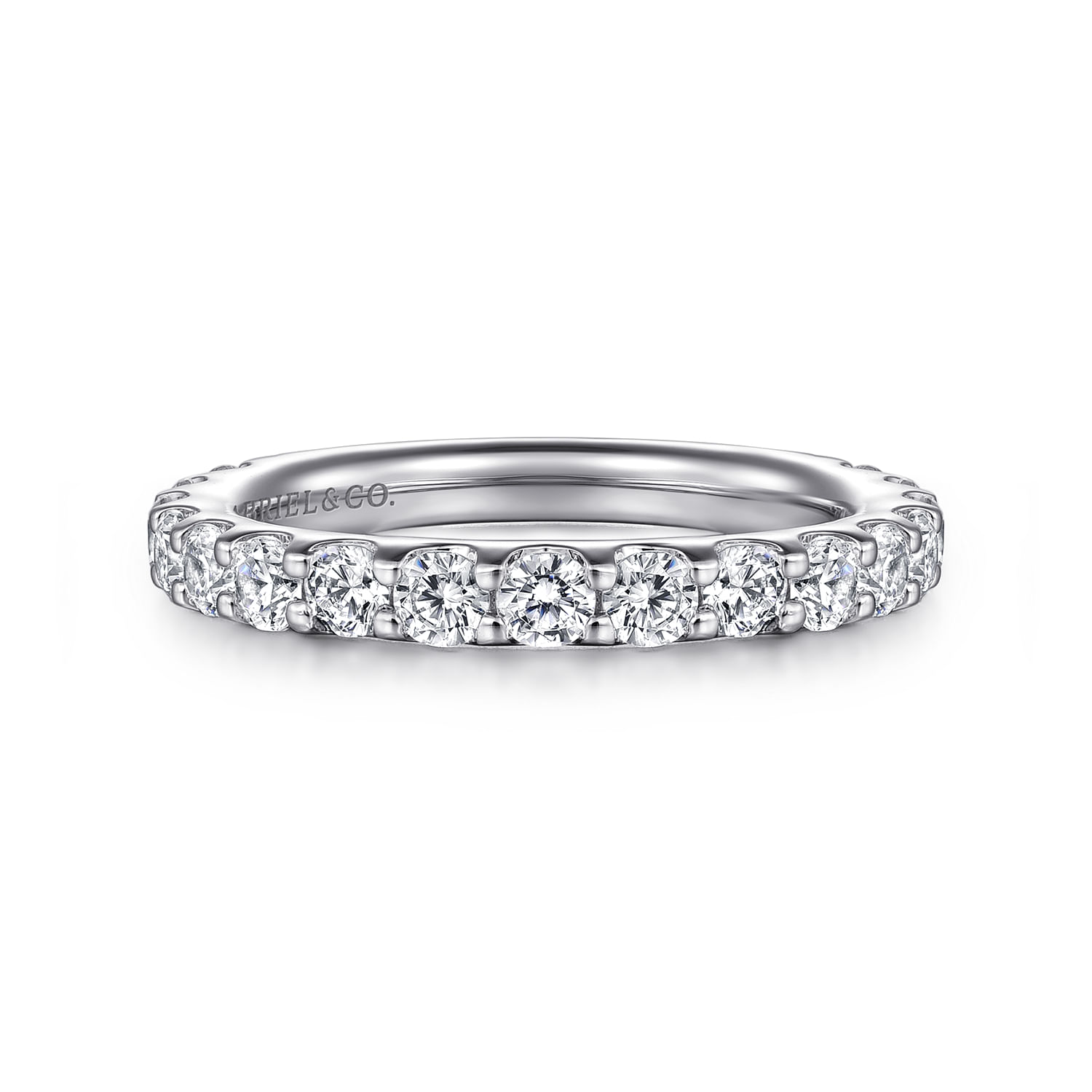 Montreal - Platinum Shared Prong Diamond Wedding Band