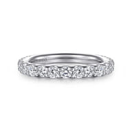 Montreal - Platinum Shared Prong Diamond Wedding Band