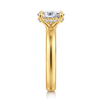 Neema - 18K Yellow Gold Oval Diamond Engagement Ring