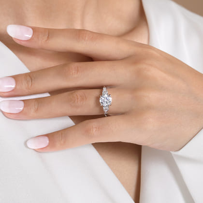 Nella - 14K White Gold Five Stone Round Diamond Engagement Ring