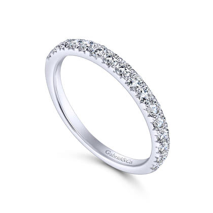 Nimes - 14K White Gold Fishtail Pave Diamond Wedding Band