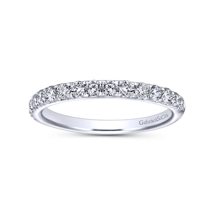 Nimes - 14K White Gold Fishtail Pave Diamond Wedding Band