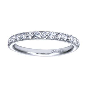 Nimes - 14K White Gold Fishtail Pave Diamond Wedding Band
