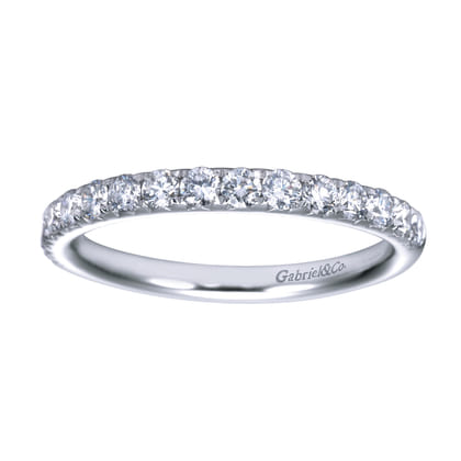 Nimes - 14K White Gold Fishtail Pave Diamond Wedding Band