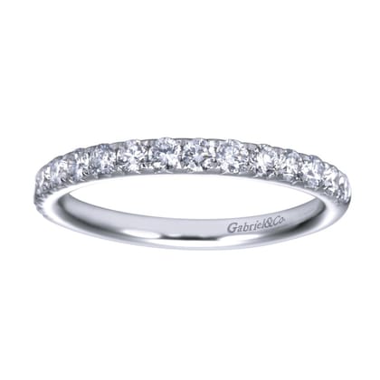 Nimes - Platinum Fishtail Pave Diamond Wedding Band