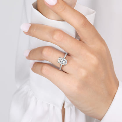 Noa - 14K White Gold Oval Diamond Engagement Ring