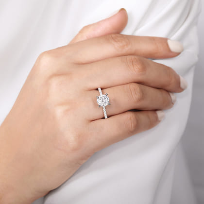 Noa - 14K White Gold Round Diamond Engagement Ring