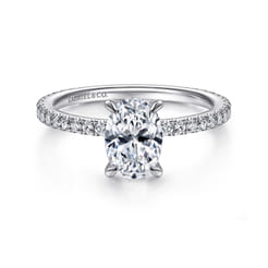 Noa - Platinum Oval Diamond Engagement Ring