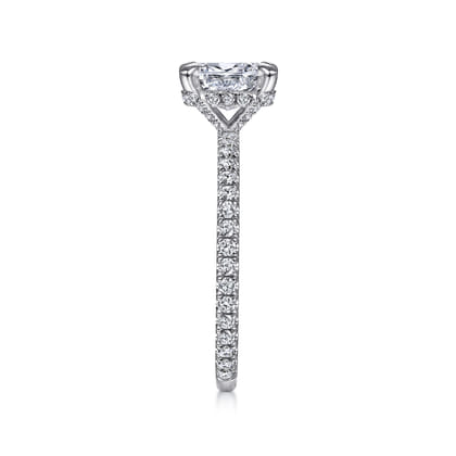Noa - Platinum Oval Diamond Engagement Ring