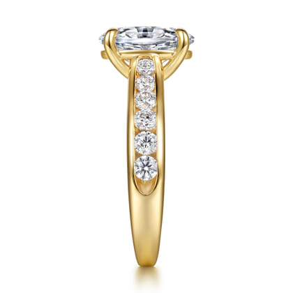Olya - 14K Yellow Gold Oval Diamond Engagement Ring