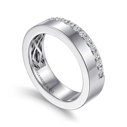 Ophelienne - 14K Yellow Gold 5mm Diamond Anniversary Cigar Band