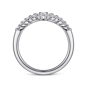 Ostrava - Curved Platinum Shared Prong Diamond Wedding Band