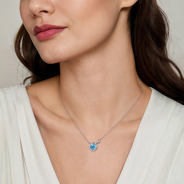 Pendant Necklace 925 Sterling Silver Diamond and Blue Topaz 0.02ct - 0.02 ct - Shot 3