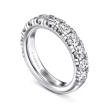 Portofino - 14K White Gold Round 11 Stone Diamond Anniversary Band