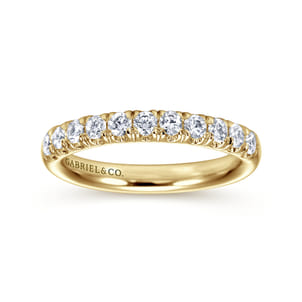 Portofino - 14K Yellow Gold 11 Stone French Pave Diamond Wedding Band