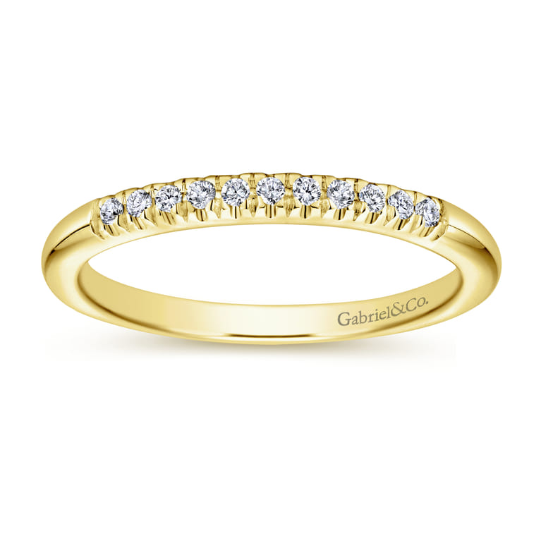 Straight Wedding Ring in 14k Yellow Gold with Round Natural Diamond at Gabriel & Co. - Shot 5