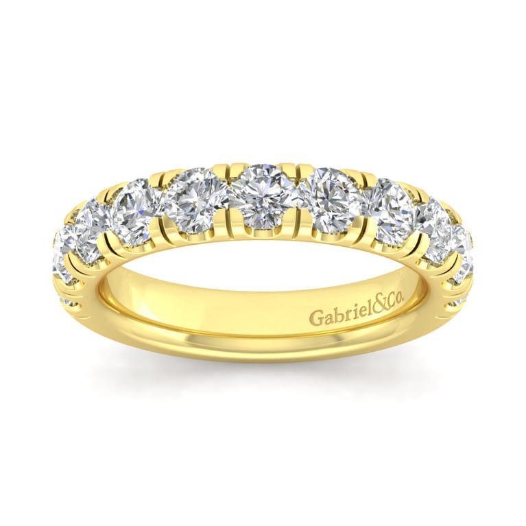 Straight Wedding Ring in 14k Yellow Gold with Round Natural Diamond at Gabriel & Co. - Shot 4