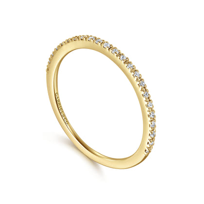 Prague - 14K Yellow Gold Prong Set Diamond Wedding Band