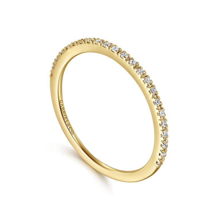 Straight Wedding Ring in 14k Yellow Gold with Round Natural Diamond at Gabriel & Co. - Shot 3