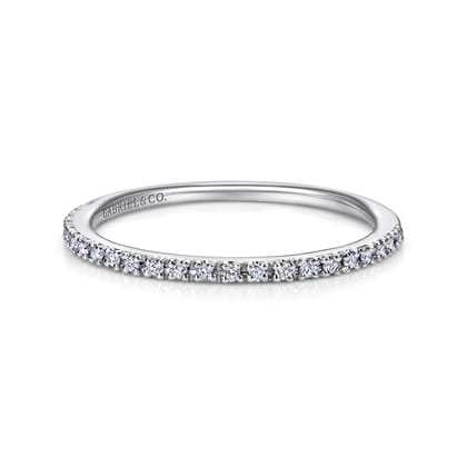 Prague - Platinum Prong Set Diamond Wedding Band