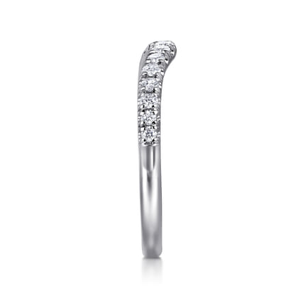 Prato - Curved 14K White Gold French Pave Diamond Wedding Band