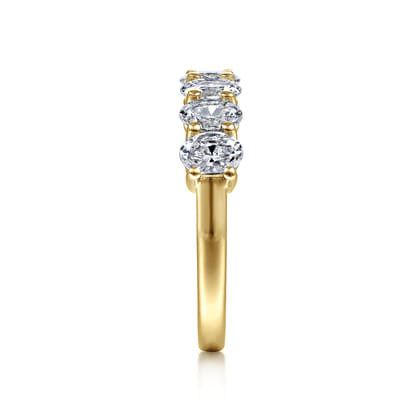 Prevost - 14K Yellow Gold 7 Stone Oval Diamond Anniversary Band