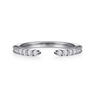 Prismé - 14K White Gold Prong Setting Open Diamond Anniversary Band