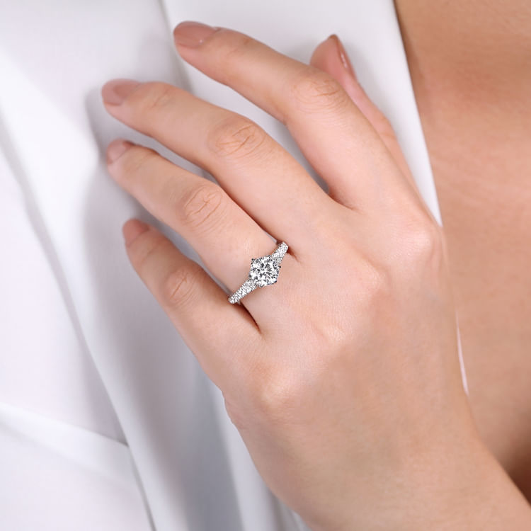 Prism - Vintage Inspired 18K White Gold Round Diamond Engagement Ring