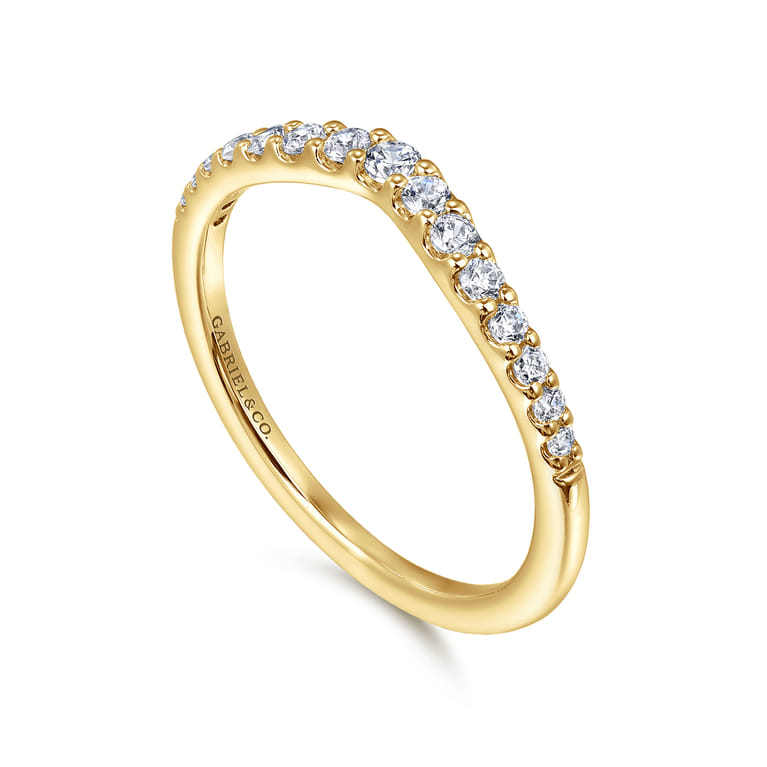 Curved Wedding Ring in 14k Yellow Gold with Round Natural Diamond at Gabriel & Co. - Shot 3