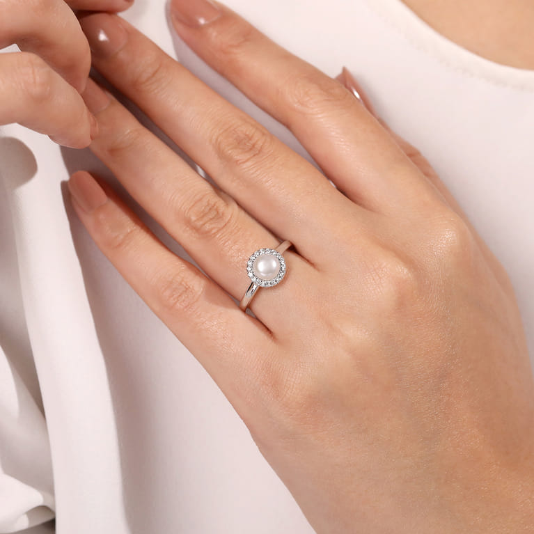 Promise Ring - 14K White Gold Pearl and Diamond Halo Promise Ring - 0.14 ct - Shot 4